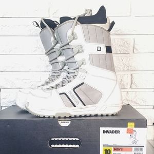 Burton Invader Snowboarding Boots, Men's Size 10